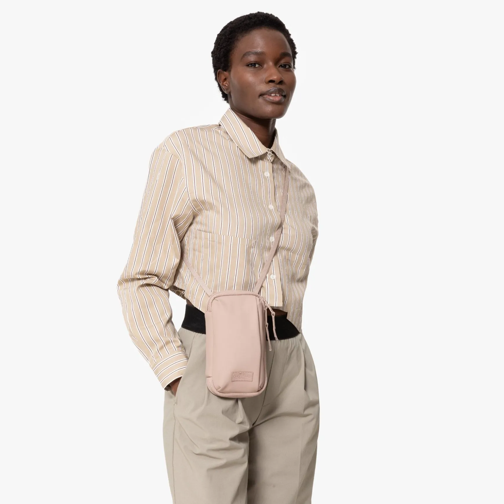CNNCT F POUCH