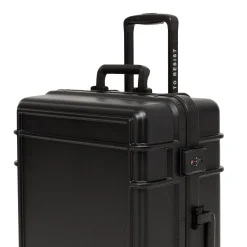 RESIST'R CASE M
