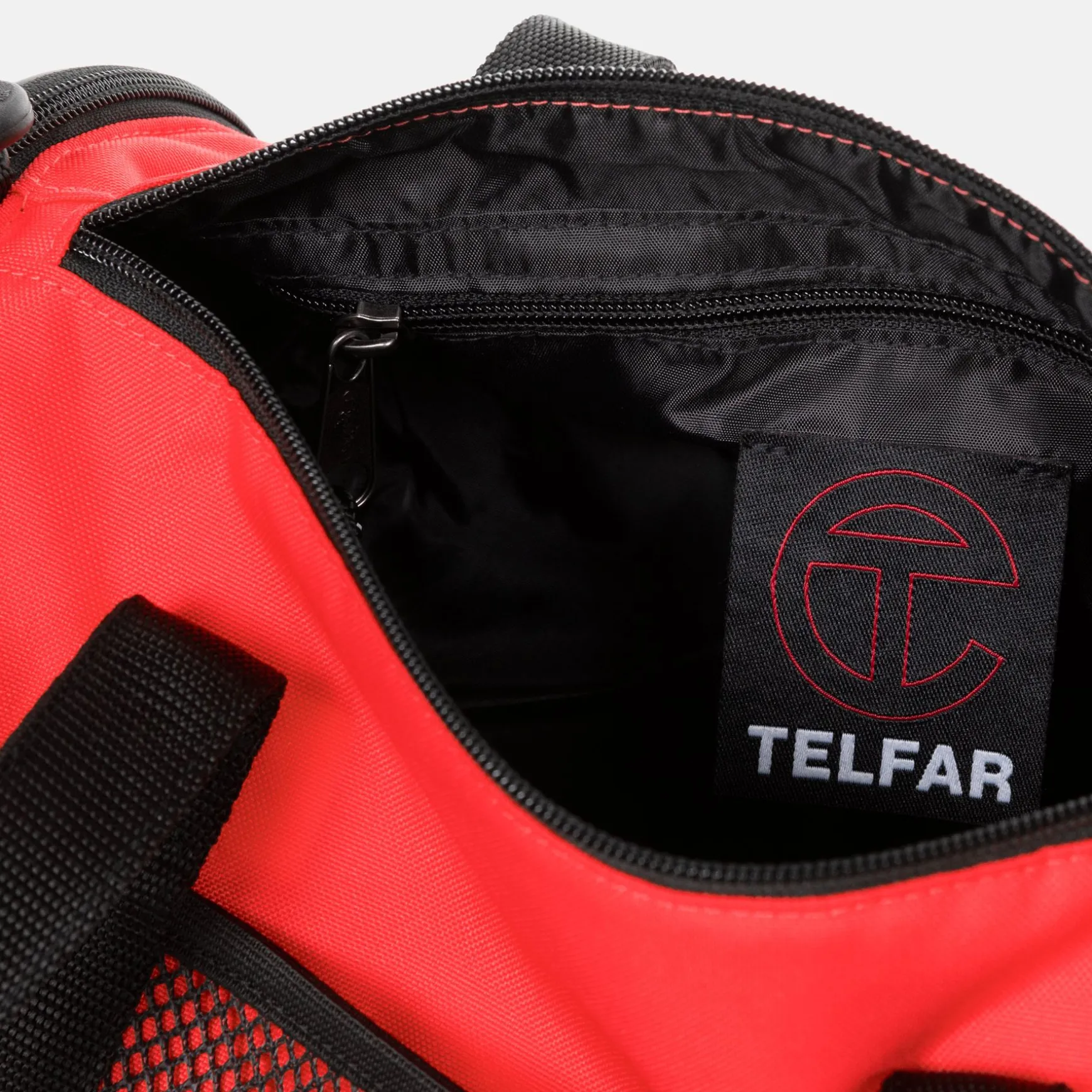 TELFAR DUFFLE M